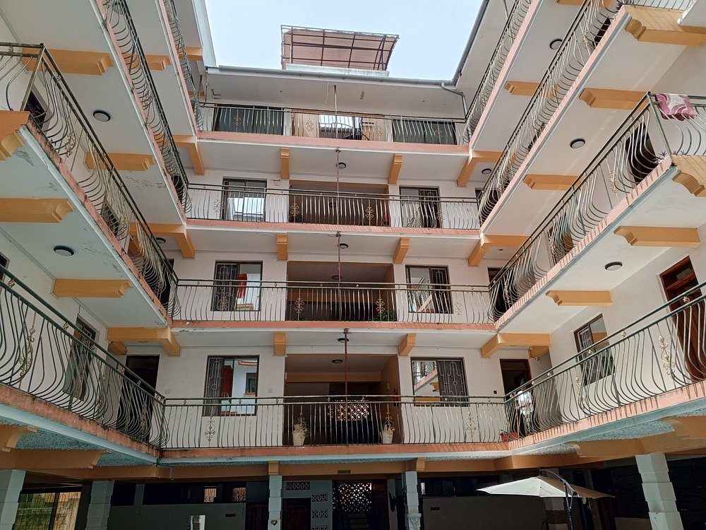 Coconut Breeze Hotel & Apartments