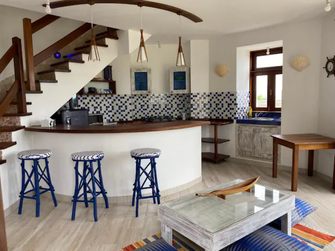 Romantic Beach House Vipingo