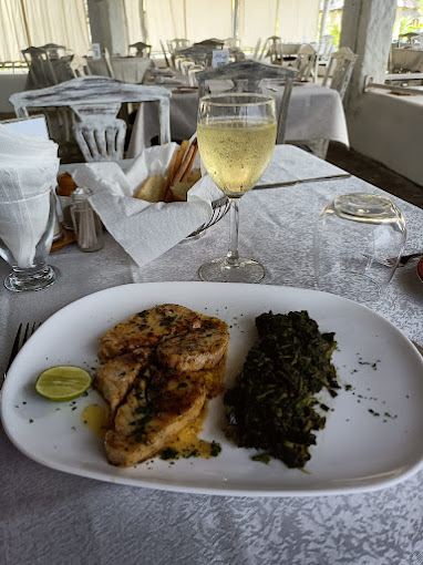 Ascot Hotel Bar & Bistro