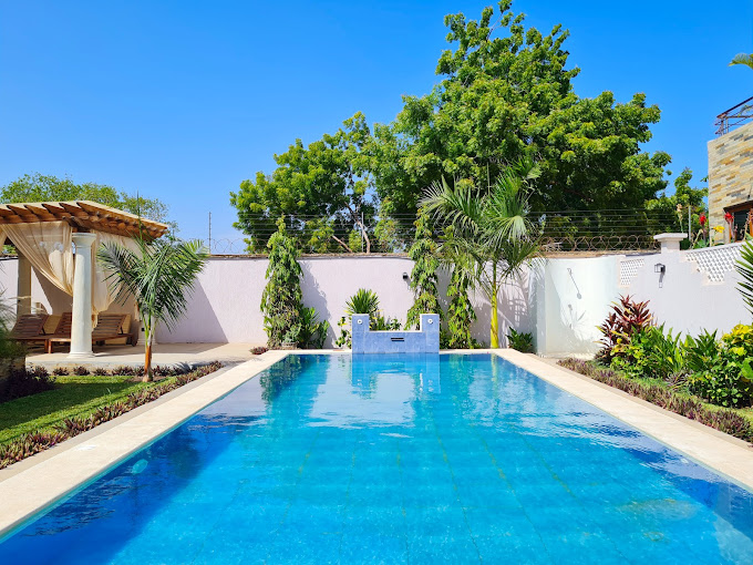 Kwetu Luxury Villas