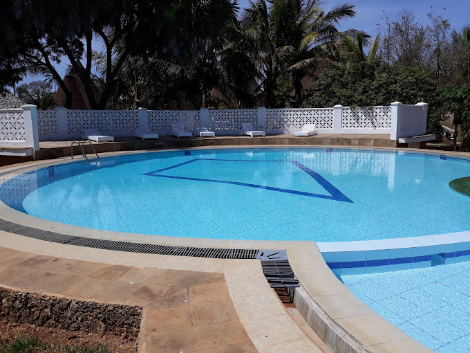 Likizo Cottages & Resort