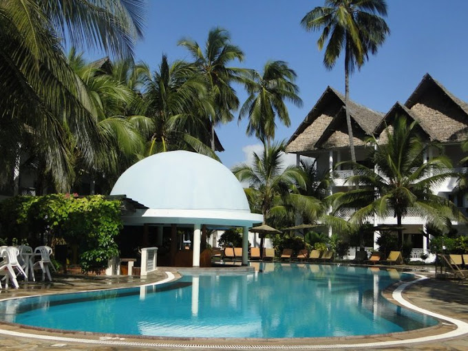 Royal Reserve Safari And Beach Club