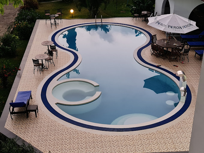 QUEENS CHATEAU BOUTIQUE VILLA