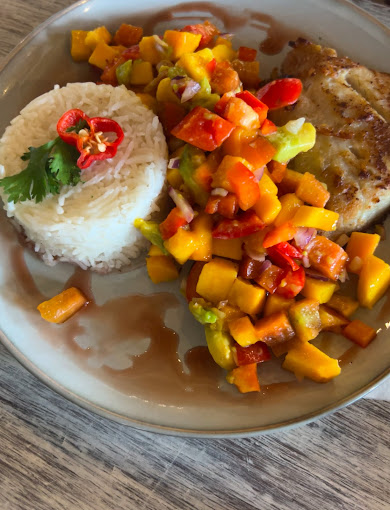 The salty squid beach bar & restaurant