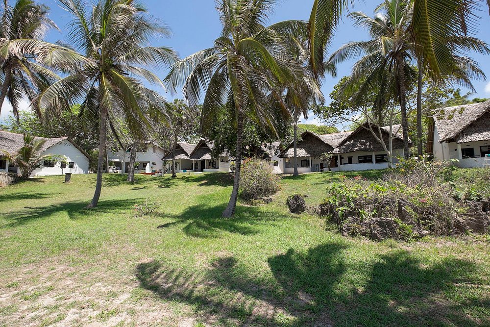 Sand Island Beach Cottages