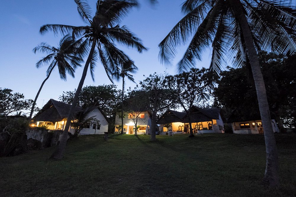 Sand Island Beach Cottages