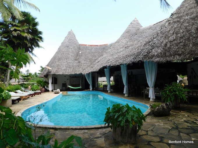 Kongo river (shambani) bungalows