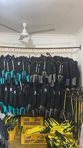 Yellow Fins Diving Kenya