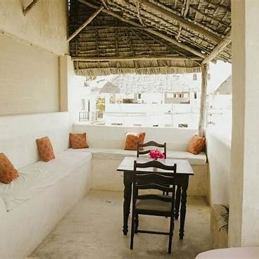 Faliera Hotel, Restaurant & Art Gallery