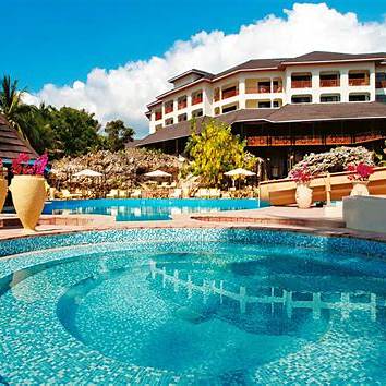 Diani Reef Beach Resort & Spa