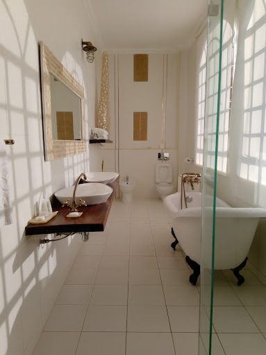 Giraffe Ark Game Lodge