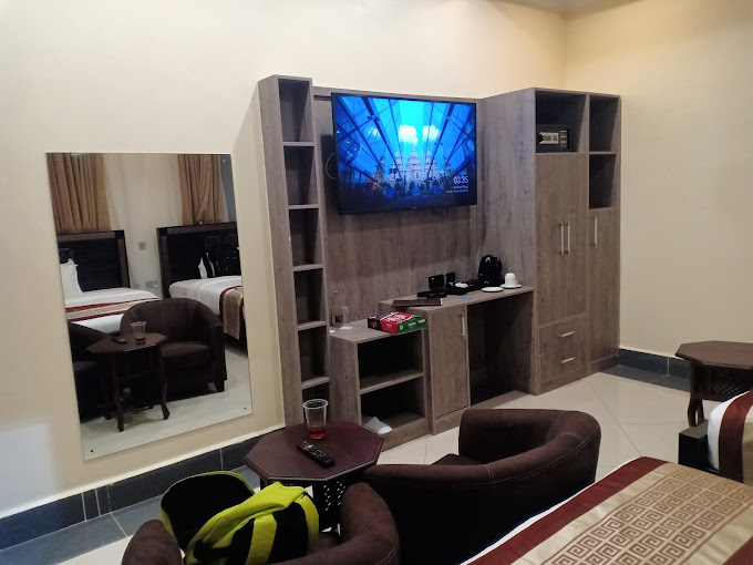 Esiankiki Resort & Spa