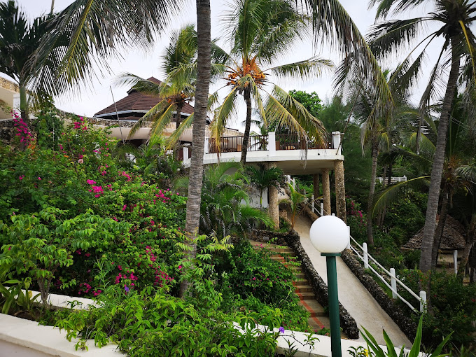 Leopard Beach Resort and Spa