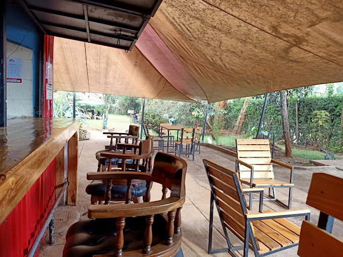 Forts Place Grill & BBQ