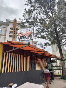 Franky’s Cocktail Spot – Upperhill