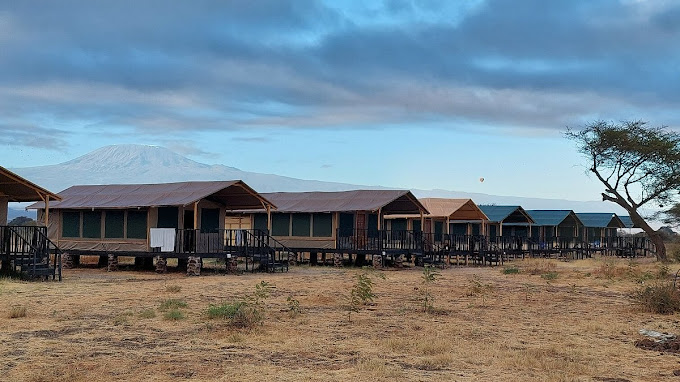 Nyati Safari Camp