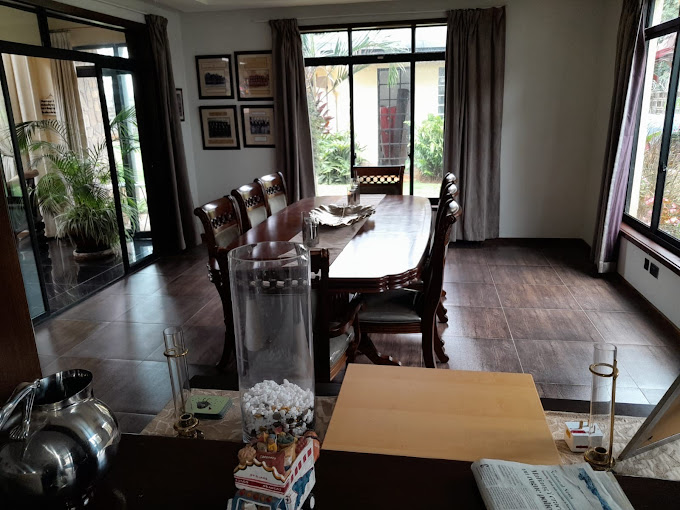 Florances Rest House