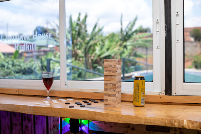 Redhill Container House & Private Spa