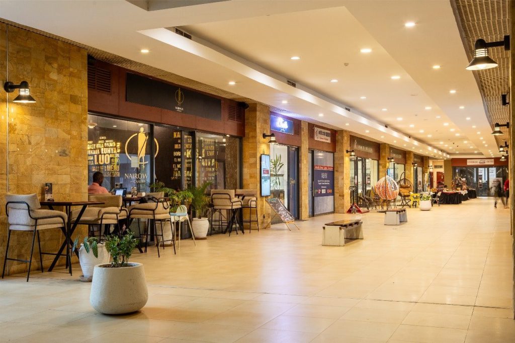 Rosslyn Riviera Mall