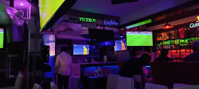 Pyasa Lounge & Restaurant