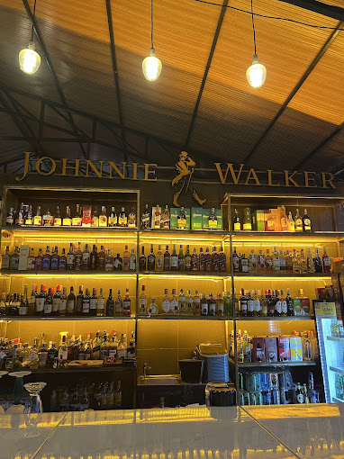 Truce Lounge & Grill