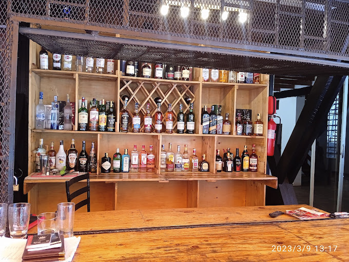 Qmins Bar and Kitchen