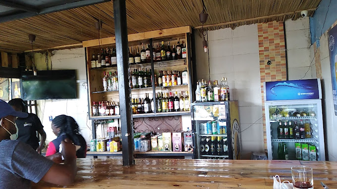 Forts Place Grill & BBQ