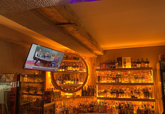 Dillons Highway Motel