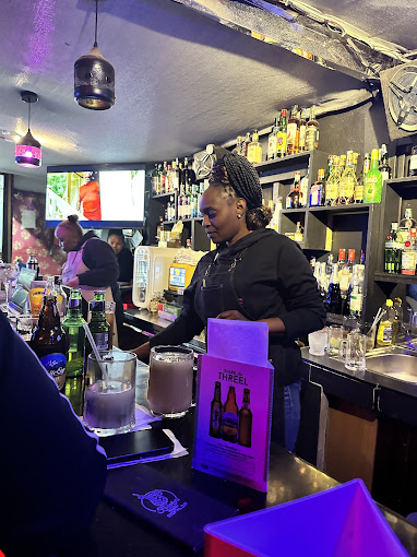 Franky’s Cocktail Spot – Upperhill