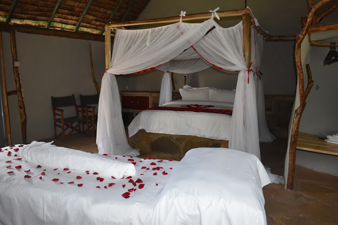 THE EDEN RESORT_ HUTIAS