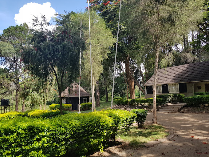 Outward Bound Guesthouse Loitokitok