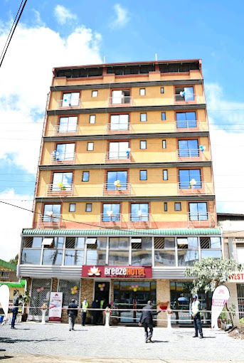 BREEZE HOTEL NYAHURURU