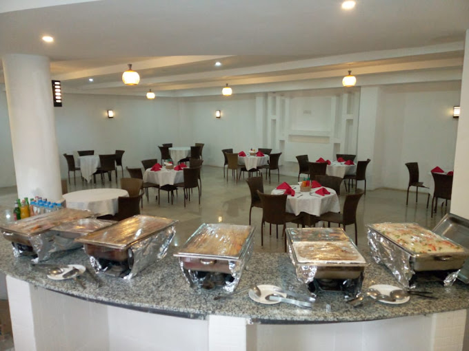 Park Place Hotel Karen