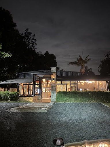 Bush Cayenne Restaurant