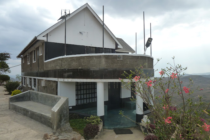 BUSHMAN SUNSET HOUSE