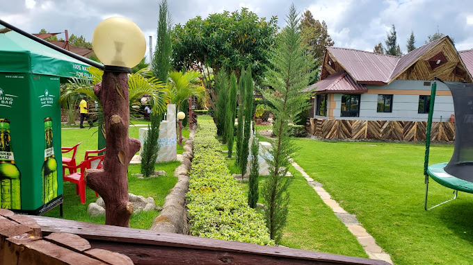 HIGH POINT RESORT & GARDENS