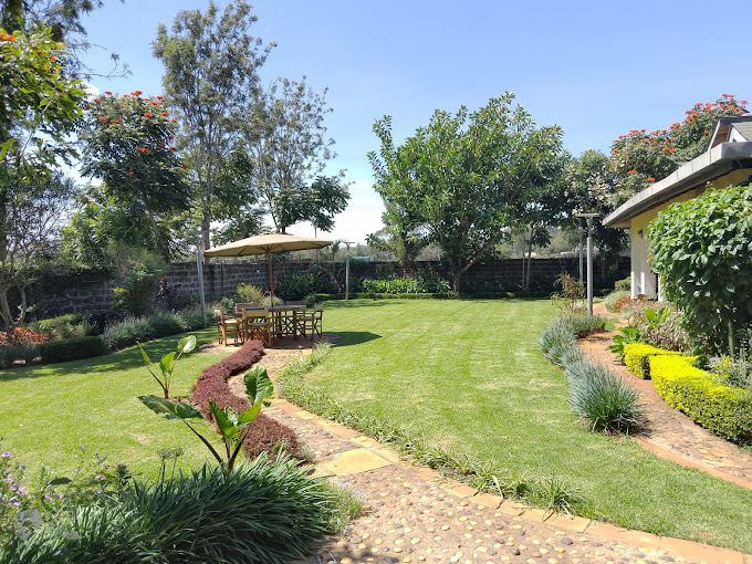 Florances Rest House