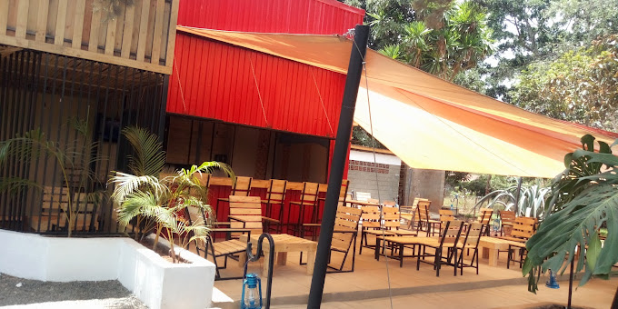 Forts Place Grill & BBQ