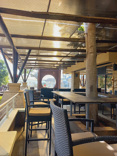 Vicarage Resorts,Kanyuambora