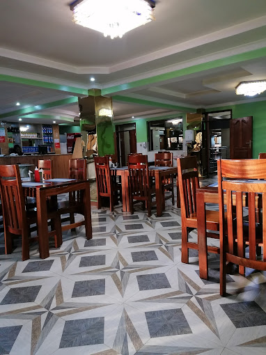 BREEZE HOTEL NYAHURURU