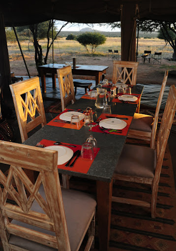 Tumaren Camp / Karisia Walking Safaris