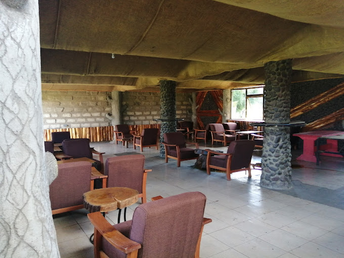 EMASHO CAMP LODGE