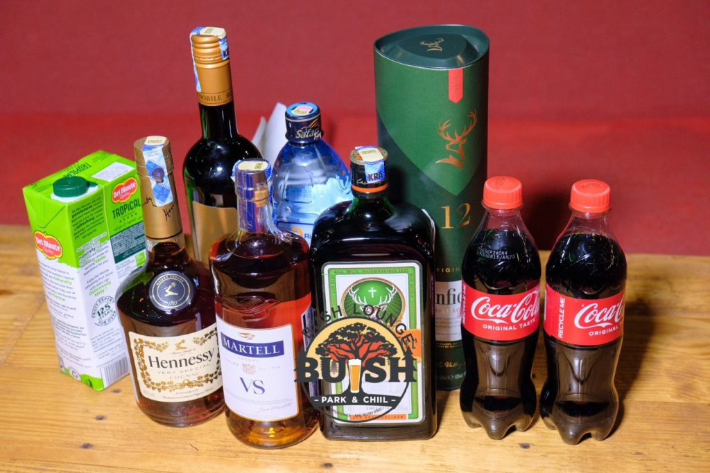 Bush Lounge, bar & Grill; Park & chill