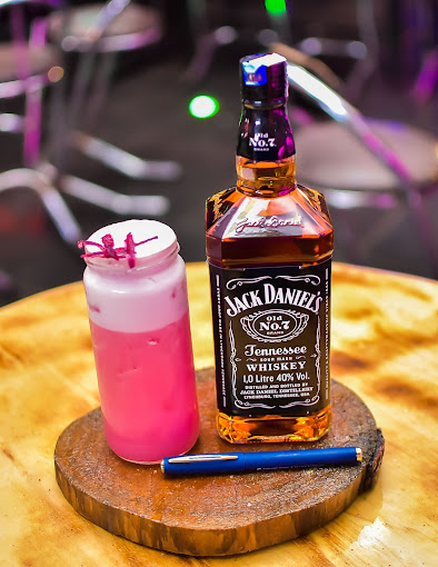 Quiver Lounge – Thika Road