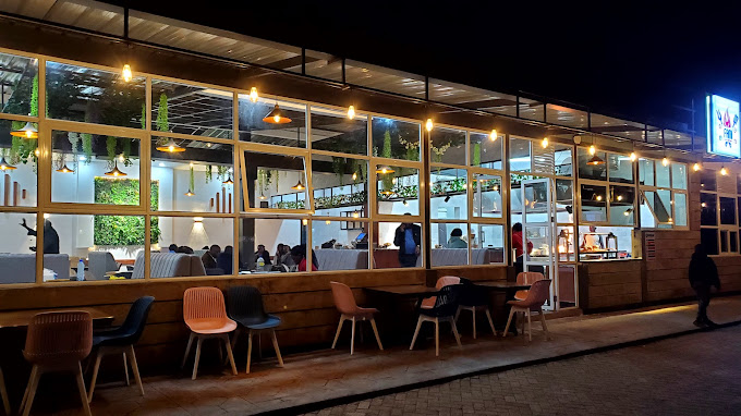 Fami Grill. Restaurant & Coffee-ness