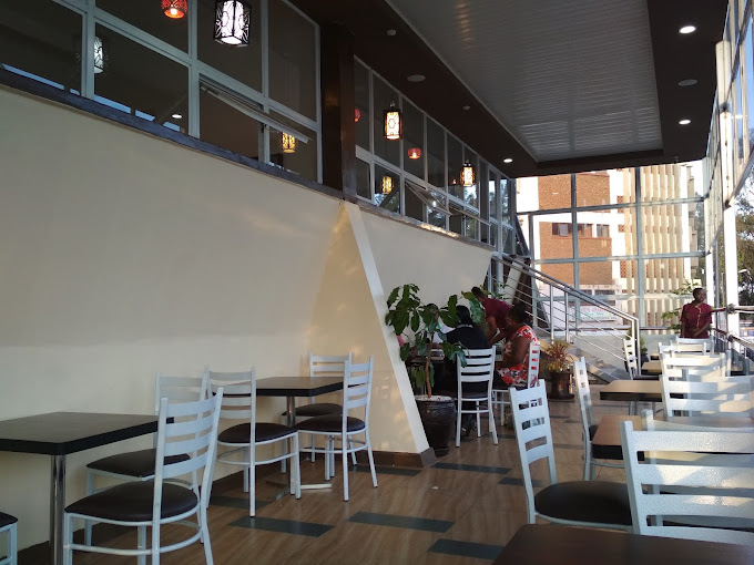 Spoon Zoom Restaurante