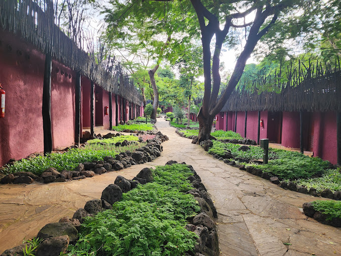 Amboseli Serena Safari Lodge