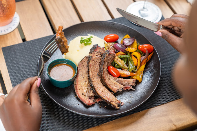 Bush Cayenne Restaurant