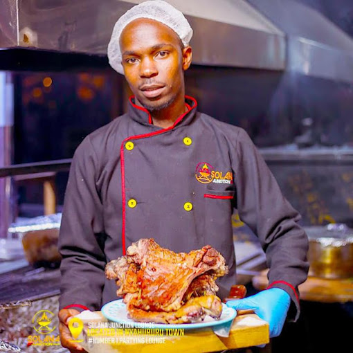 Solana Junction Lounge