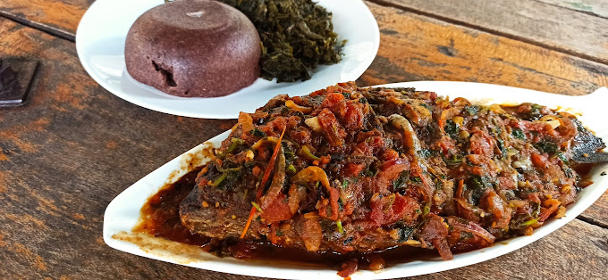 7 Degrees Bar Restaurant and Lounge